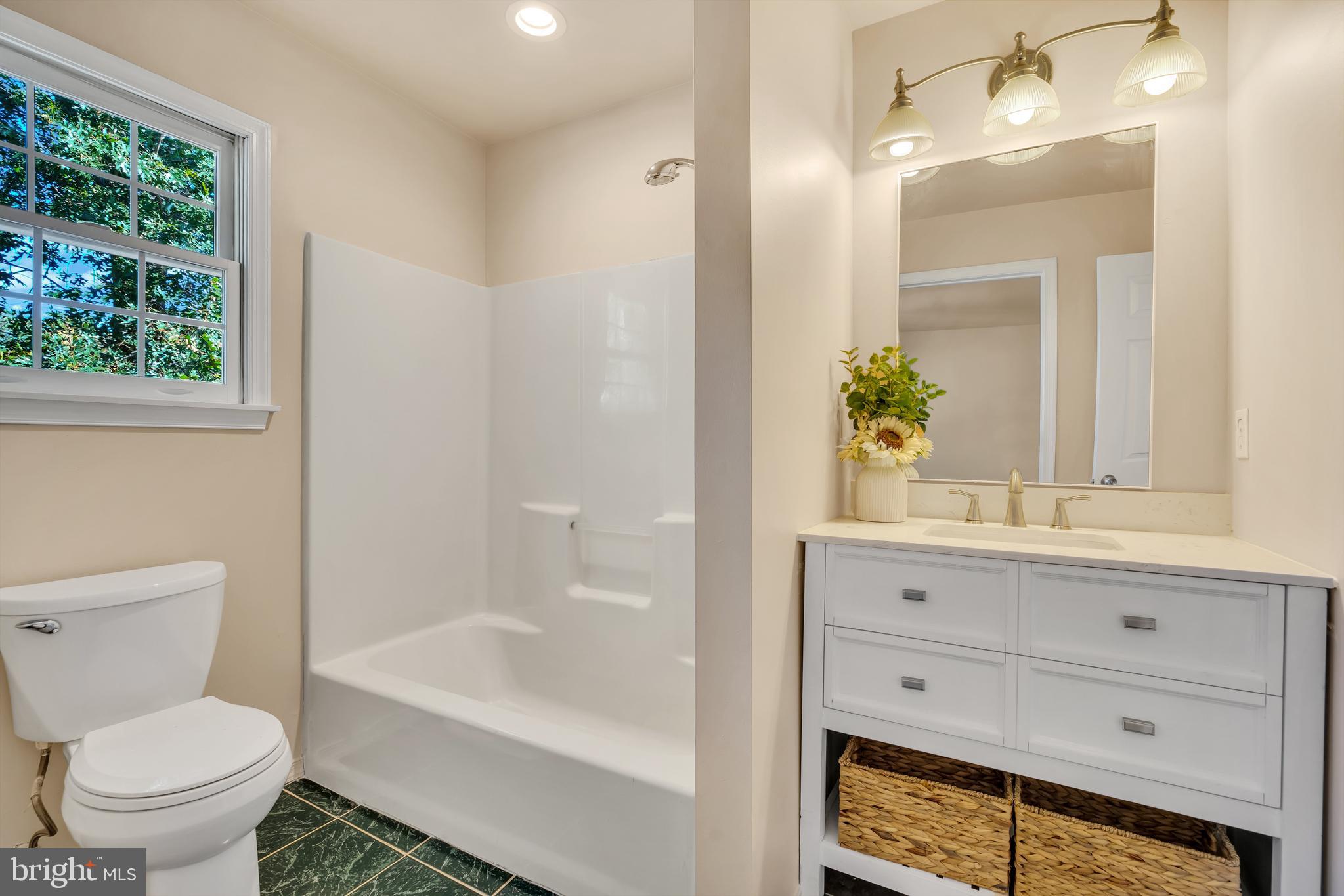 165 Stowaway Road Manahawkin, NJ 08050 - Photo 40 of 45