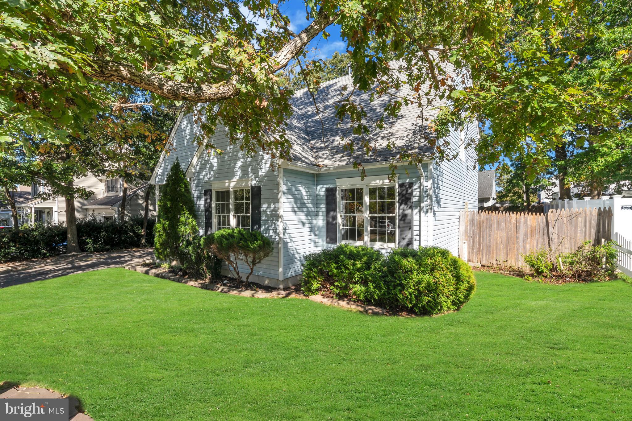 165 Stowaway Road Manahawkin, NJ 08050 - Photo 7 of 45
