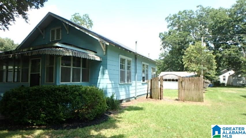 202 Pine Street Sylacauga, AL 35150 - Photo 2 of 12