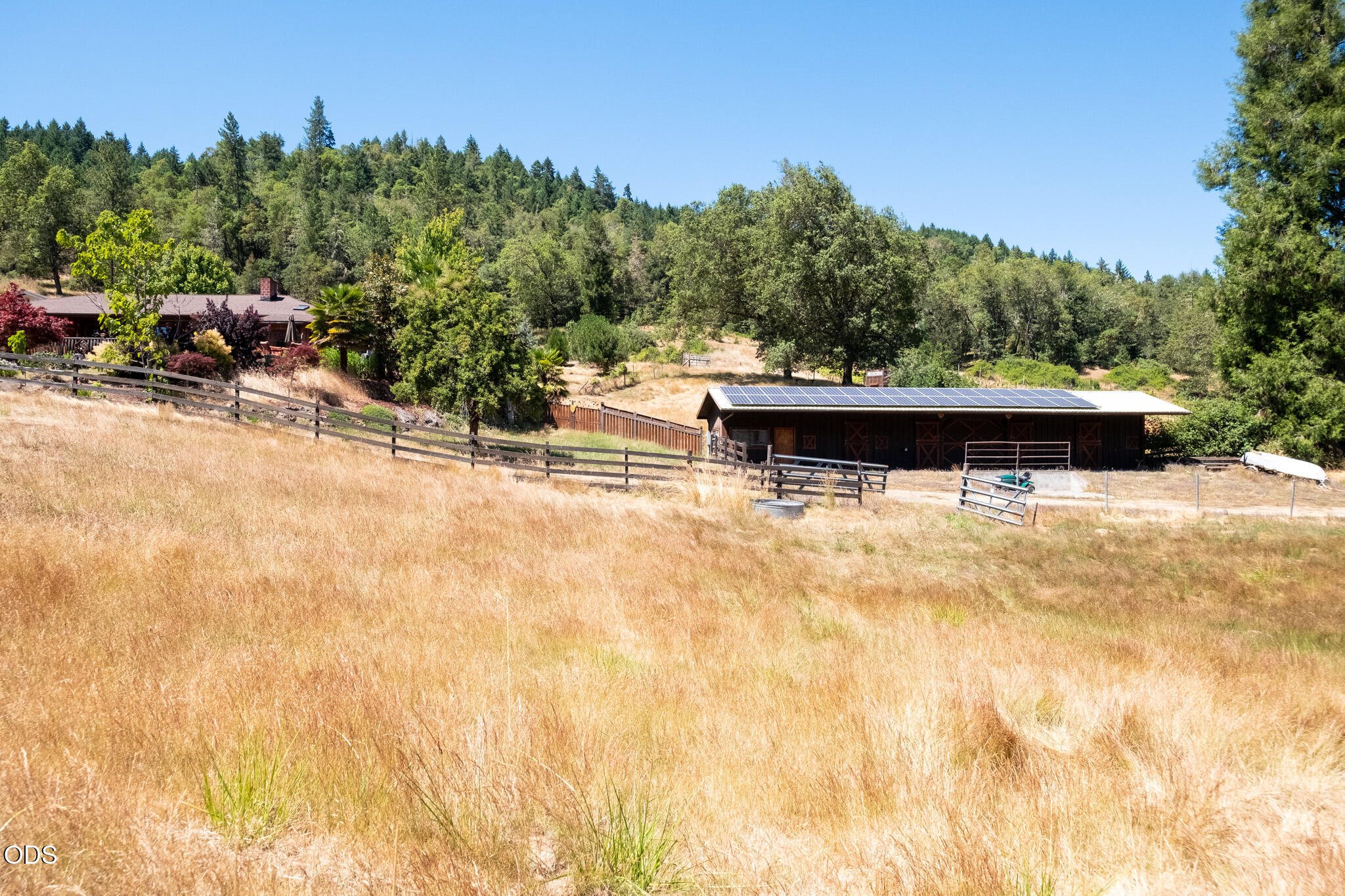 1329 Larson Road Roseburg, OR 97471 - Photo 7 of 65