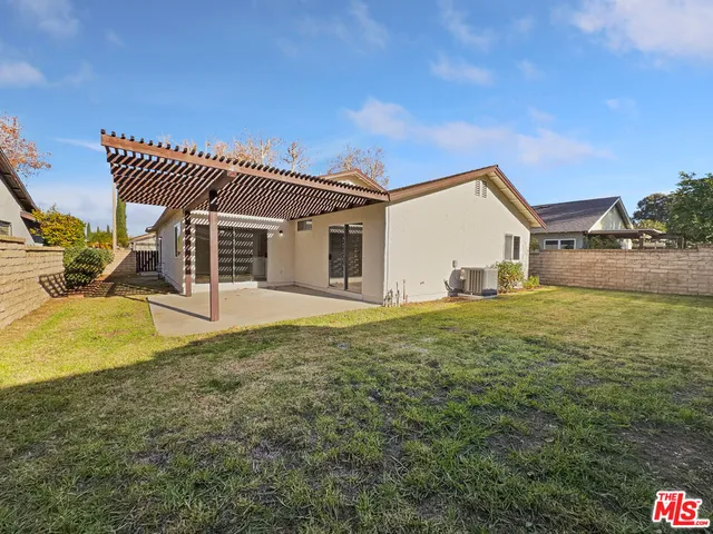 $810,000 | 25443 VÃa Labrada, Valencia, CA 91355
