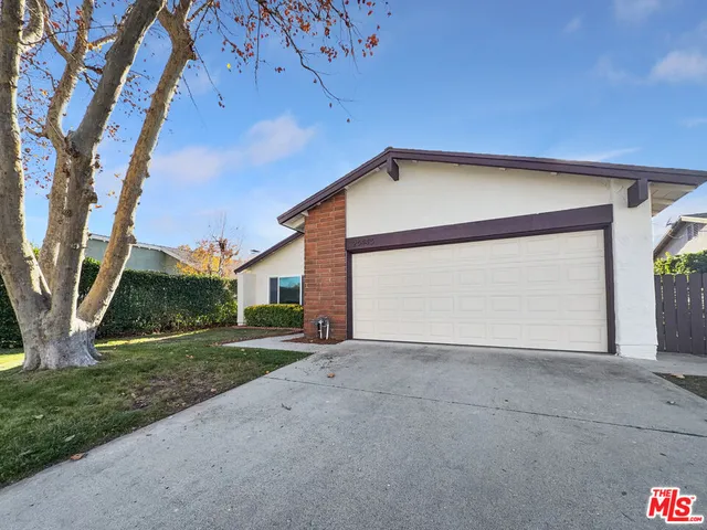 $810,000 | 25443 VÃa Labrada, Valencia, CA 91355