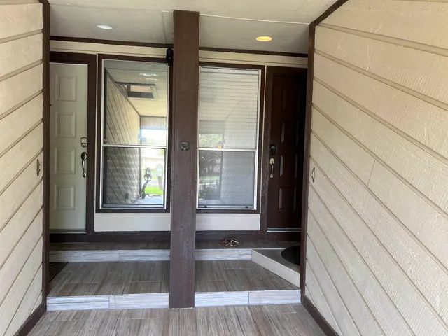 $1,700 | 116 Dawn, Unit B, Horseshoe Bay, TX 78657