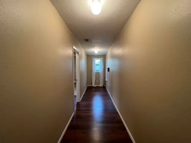 $1,700 | 116 Dawn, Unit B, Horseshoe Bay, TX 78657