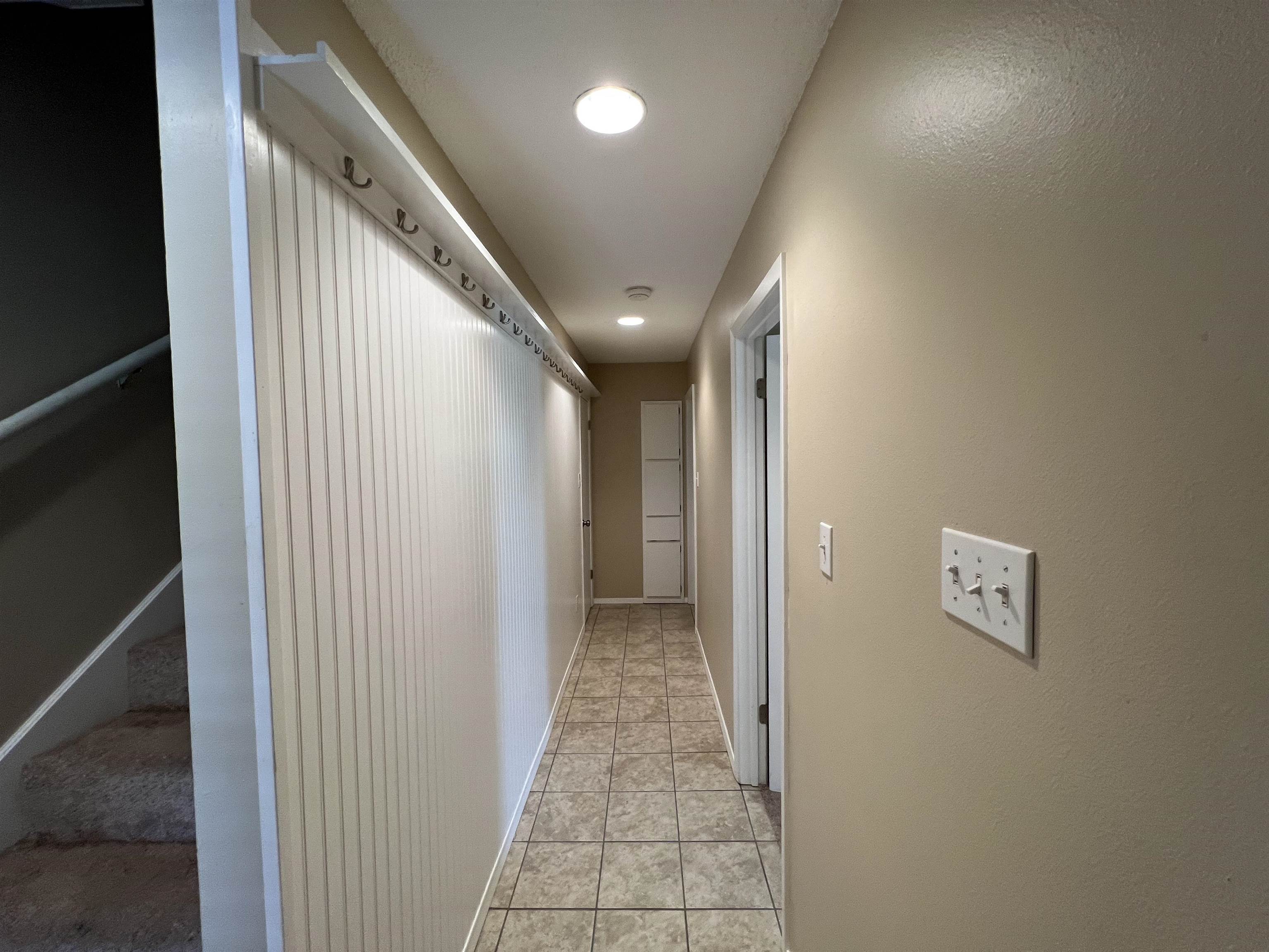 116 Dawn, Unit B Horseshoe Bay, TX 78657 - Photo 4 of 24 a view of hallway