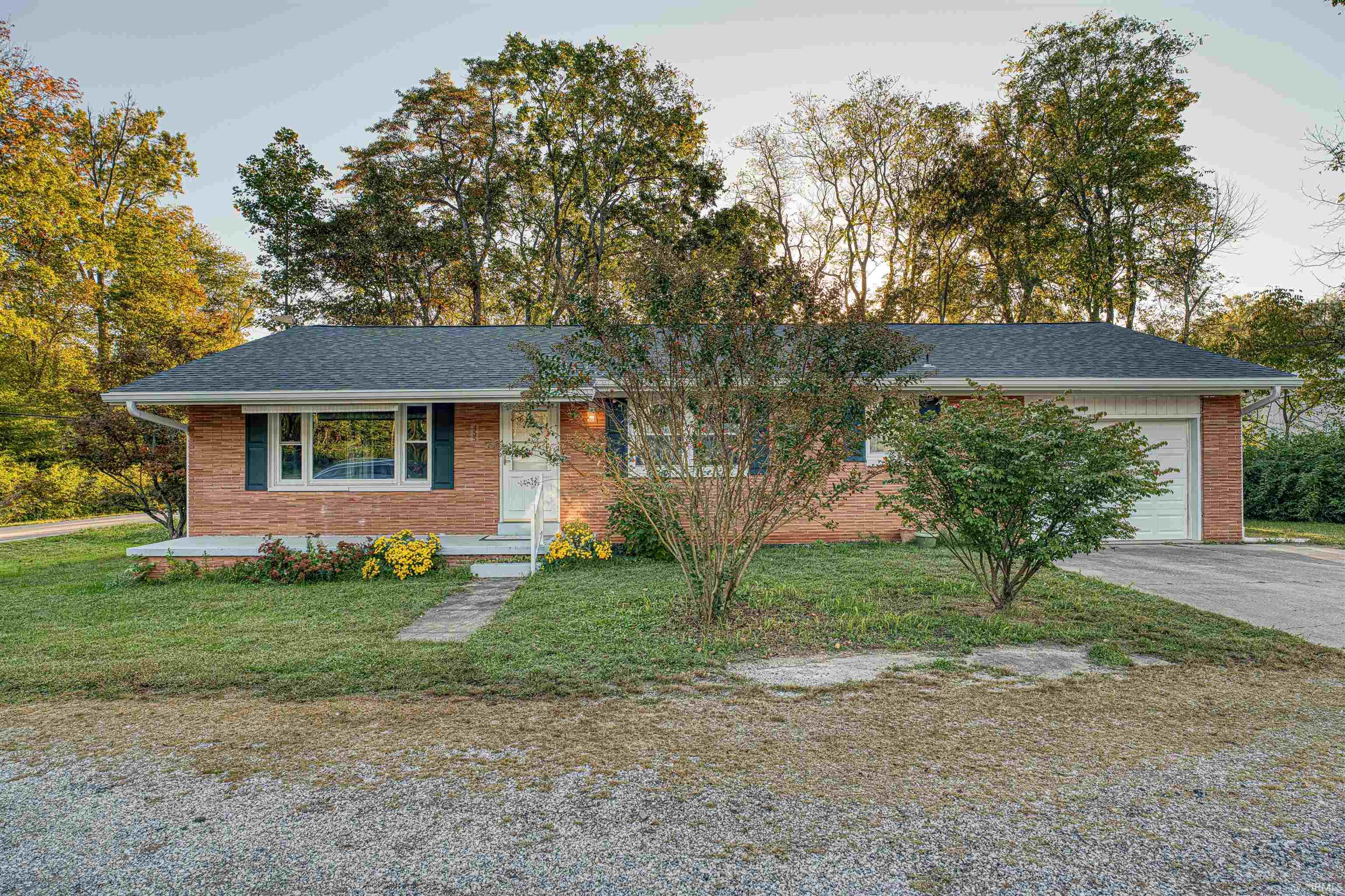 455 East Degonia Road Boonville, IN 47601 - Photo 1 of 34 Gallery Image 1