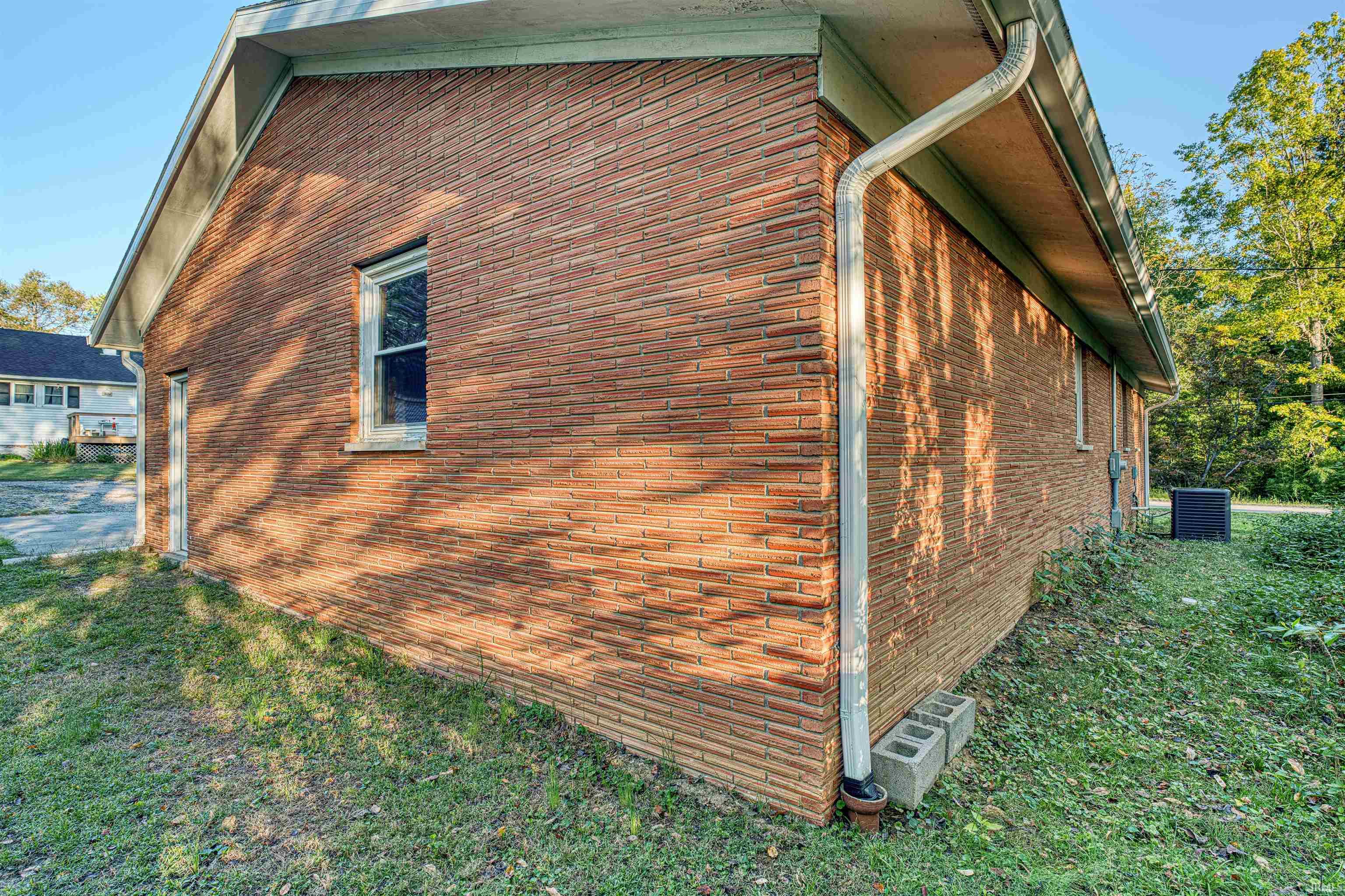 455 East Degonia Road Boonville, IN 47601 - Photo 31 of 34 Gallery Image 31