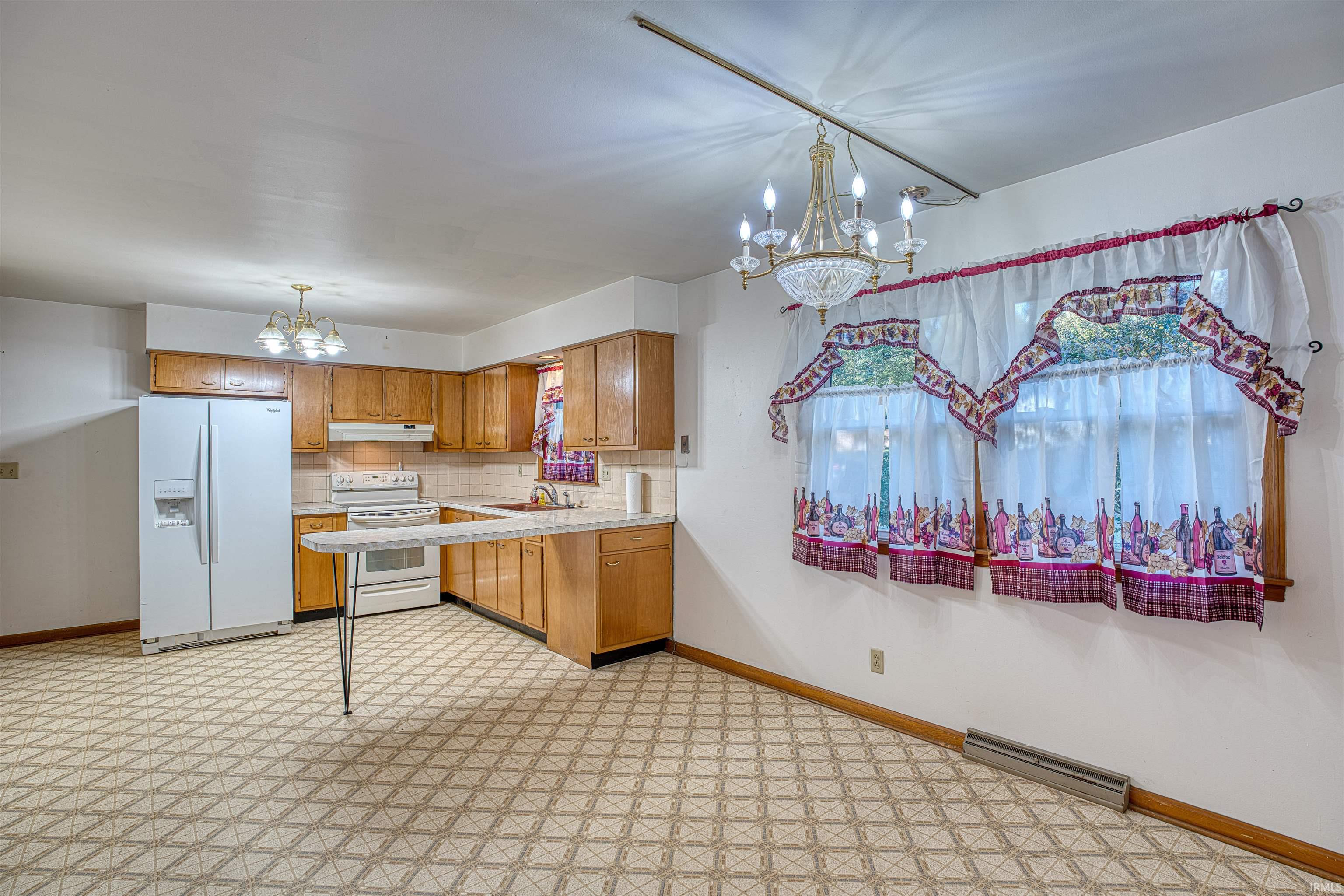 455 East Degonia Road Boonville, IN 47601 - Photo 9 of 34 Gallery Image 9