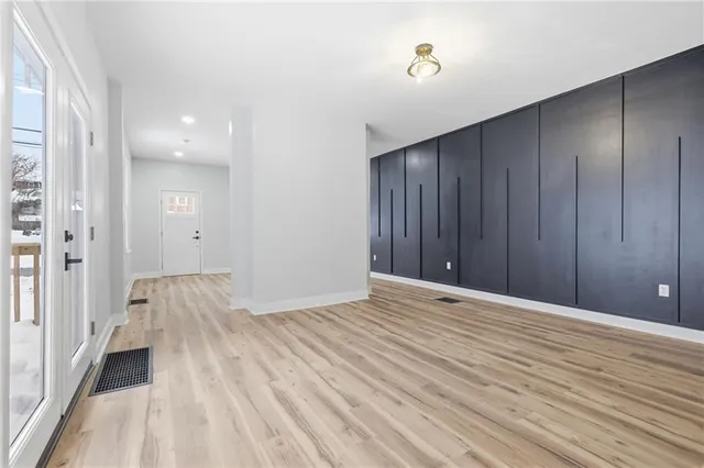 $225,000 | 141 West 15th Avenue, Homestead, PA 15120