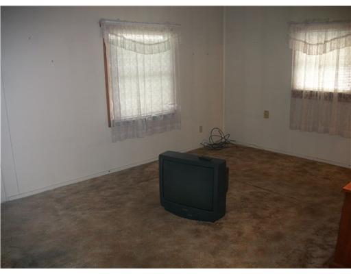1353 Locust Street Indiana, PA 15701 - Photo 4 of 9 Living Room.
