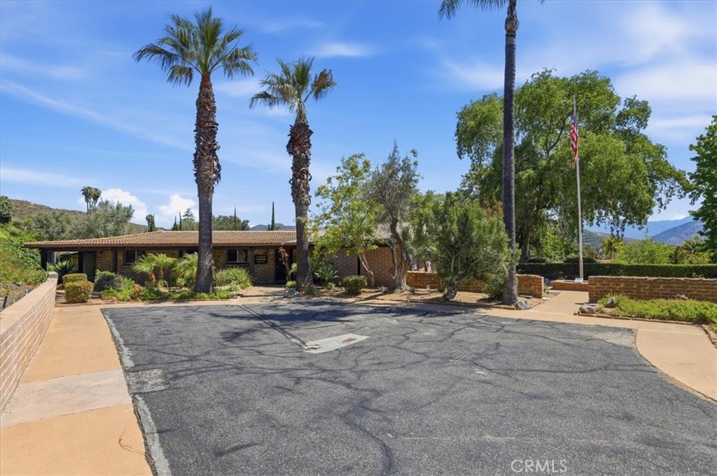 4729 Vía Tala Fallbrook, CA 92028 - Photo 36 of 51 HOA Club House
