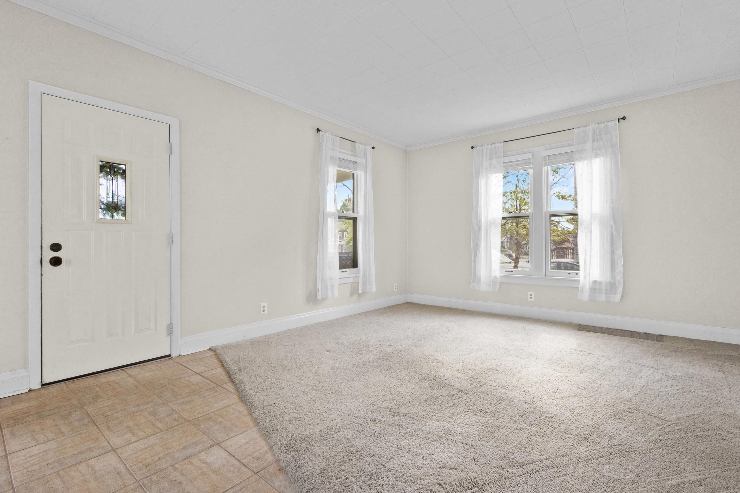 808 East Hancock Street Appleton, WI 54911 - Photo 13 of 64