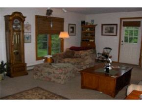 14 Newtown Road York, ME 03909 - Photo 3 of 4 Gallery Image 3