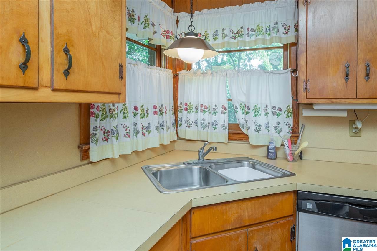 2248 Farley Road Birmingham, AL 35226 - Photo 15 of 38