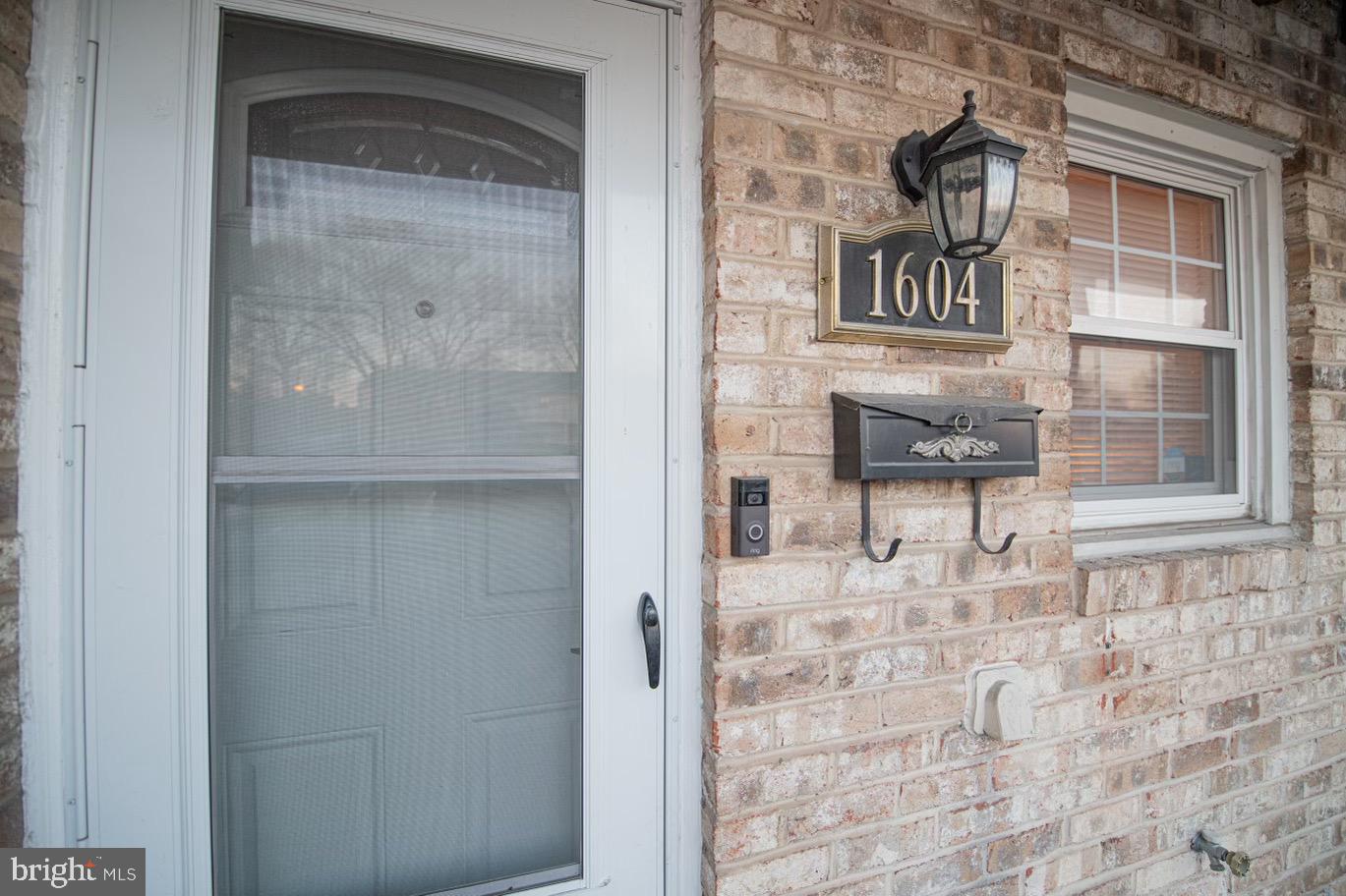 1604 Wogan Road York, PA 17404 - Photo 3 of 17 Gallery Image 3