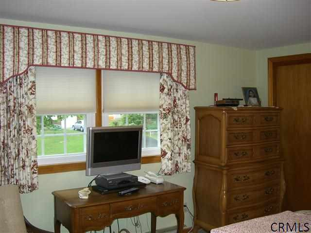 25 Denison Road Colonie, NY 12309 - Photo 21 of 25 Photo 21