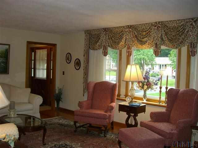 25 Denison Road Colonie, NY 12309 - Photo 3 of 25 Photo 3