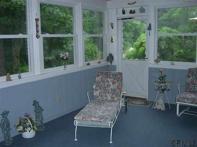 25 Denison Road Colonie, NY 12309 - Photo 10 of 25 Photo 10