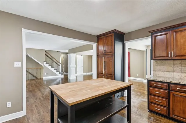 $389,000 | 5408 Northwest 58 Terrace, Kansas City, MO 64151