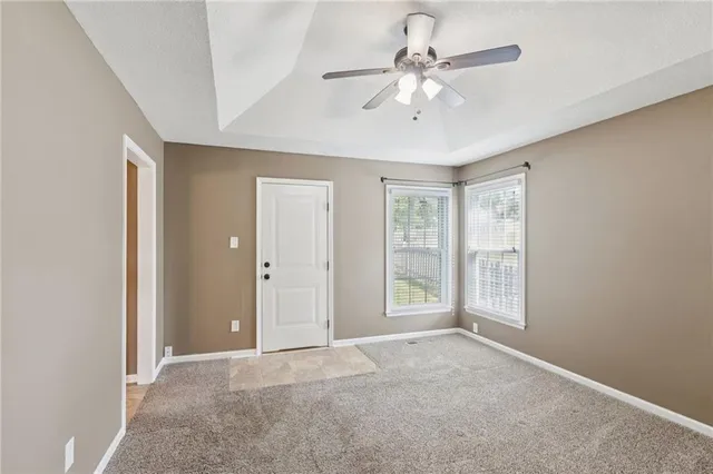 $389,000 | 5408 Northwest 58 Terrace, Kansas City, MO 64151