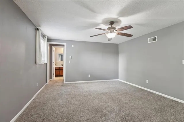 $389,000 | 5408 Northwest 58 Terrace, Kansas City, MO 64151