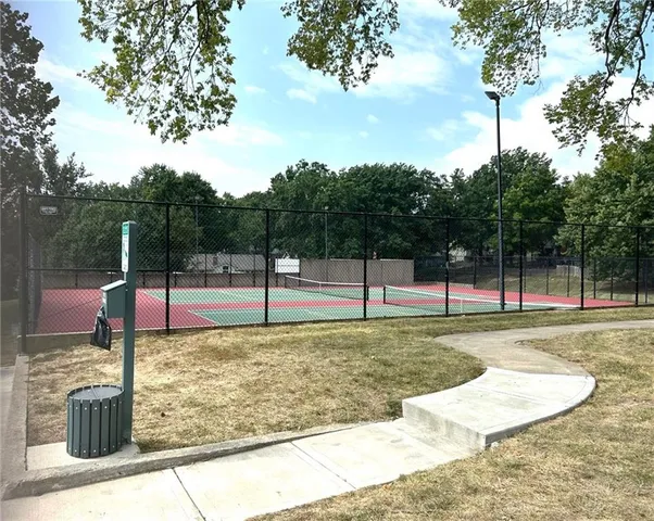 $389,000 | 5408 Northwest 58 Terrace, Kansas City, MO 64151