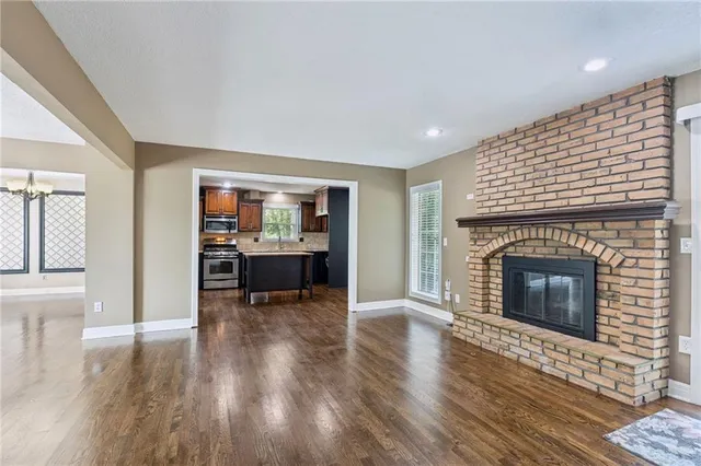 $389,000 | 5408 Northwest 58 Terrace, Kansas City, MO 64151