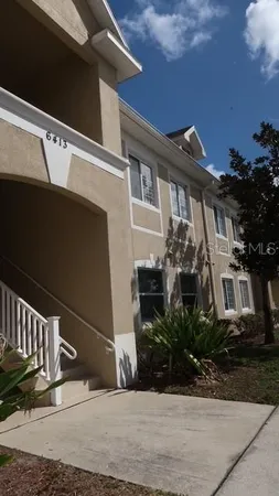 $164,000 | 6413 Cypressdale Drive, Unit 201, Riverview, FL 33578