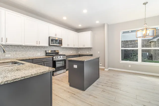 $364,000 | 9915 Sterling Village Drive, Rosharon, TX 77583