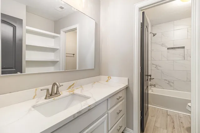 $364,000 | 9915 Sterling Village Drive, Rosharon, TX 77583