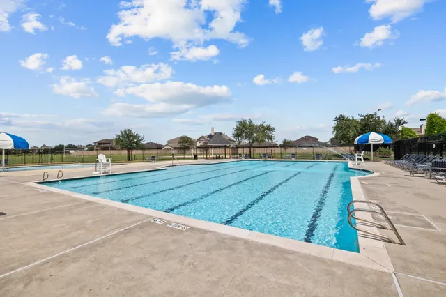 $364,000 | 9915 Sterling Village Drive, Rosharon, TX 77583