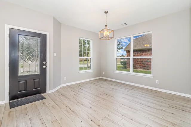 $364,000 | 9915 Sterling Village Drive, Rosharon, TX 77583