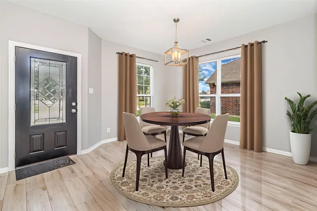 $364,000 | 9915 Sterling Village Drive, Rosharon, TX 77583