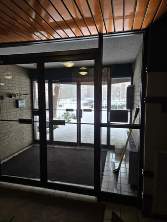 $109,000 | 6710 Vernon Avenue South, Unit 209, Edina, MN 55436
