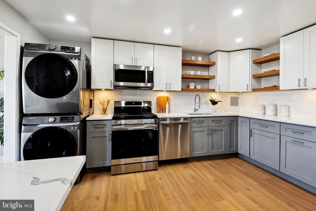 $305,000 | 3701 South George Mason Drive, Unit 2512N, Falls Church, VA 22041