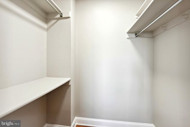 $305,000 | 3701 South George Mason Drive, Unit 2512N, Falls Church, VA 22041