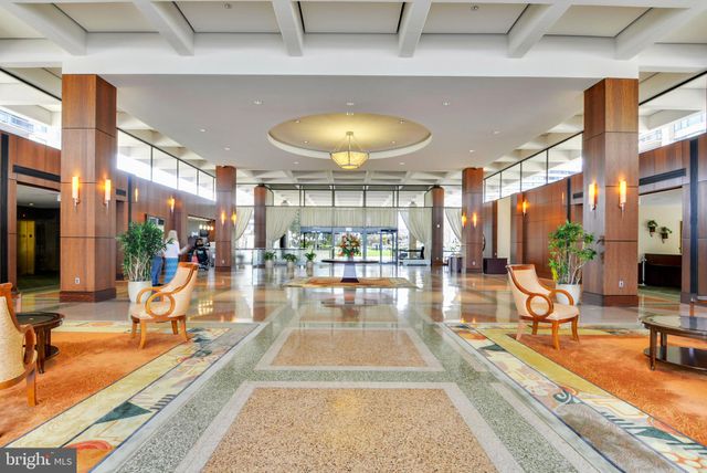 $305,000 | 3701 South George Mason Drive, Unit 2512N, Falls Church, VA 22041