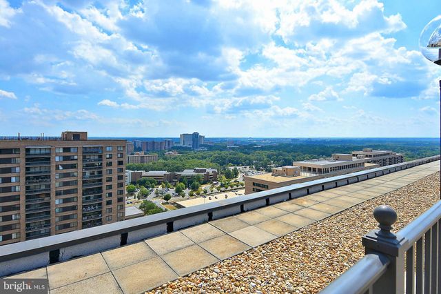 $305,000 | 3701 South George Mason Drive, Unit 2512N, Falls Church, VA 22041