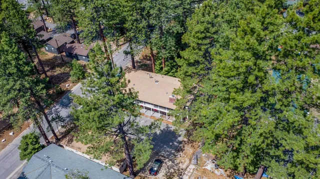 $1,400,000 | 673 James Avenue, South Lake Tahoe, CA 96150