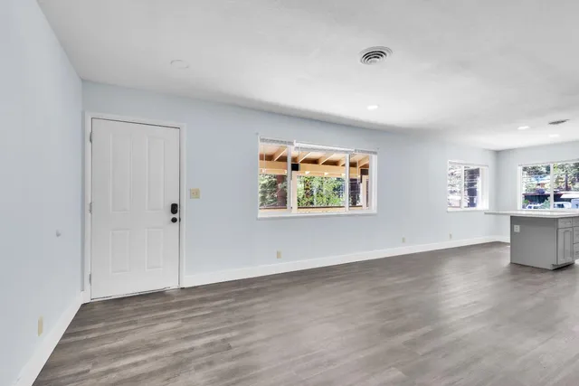 $1,400,000 | 673 James Avenue, South Lake Tahoe, CA 96150