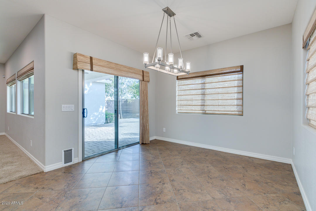 2769 East Rakestraw Lane Gilbert, AZ 85298 - Photo 15 of 38 15-Rakestraw
