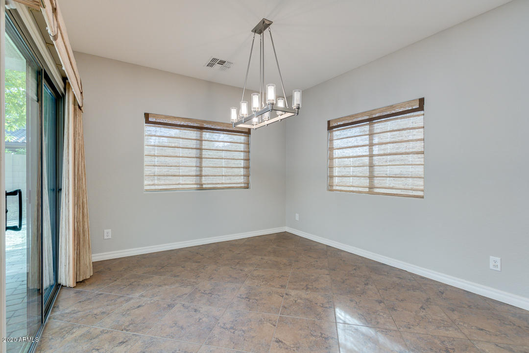 2769 East Rakestraw Lane Gilbert, AZ 85298 - Photo 16 of 38 16-Rakestraw