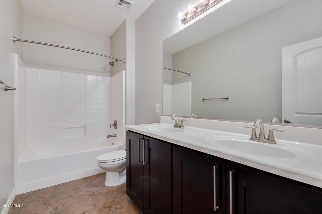 2769 East Rakestraw Lane Gilbert, AZ 85298 - Photo 28 of 38 30-Rakestraw
