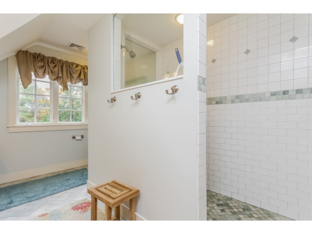 316 Patch Road Henniker, NH 03242 - Photo 15 of 24 Gallery Image 15