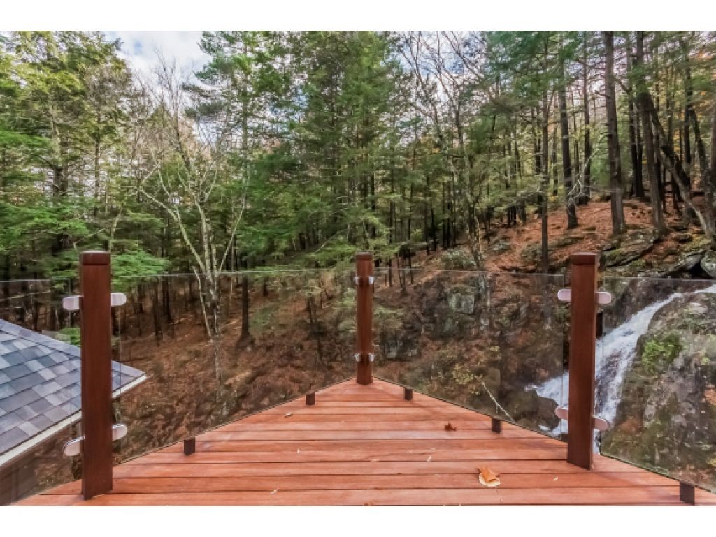 316 Patch Road Henniker, NH 03242 - Photo 17 of 24 Gallery Image 17