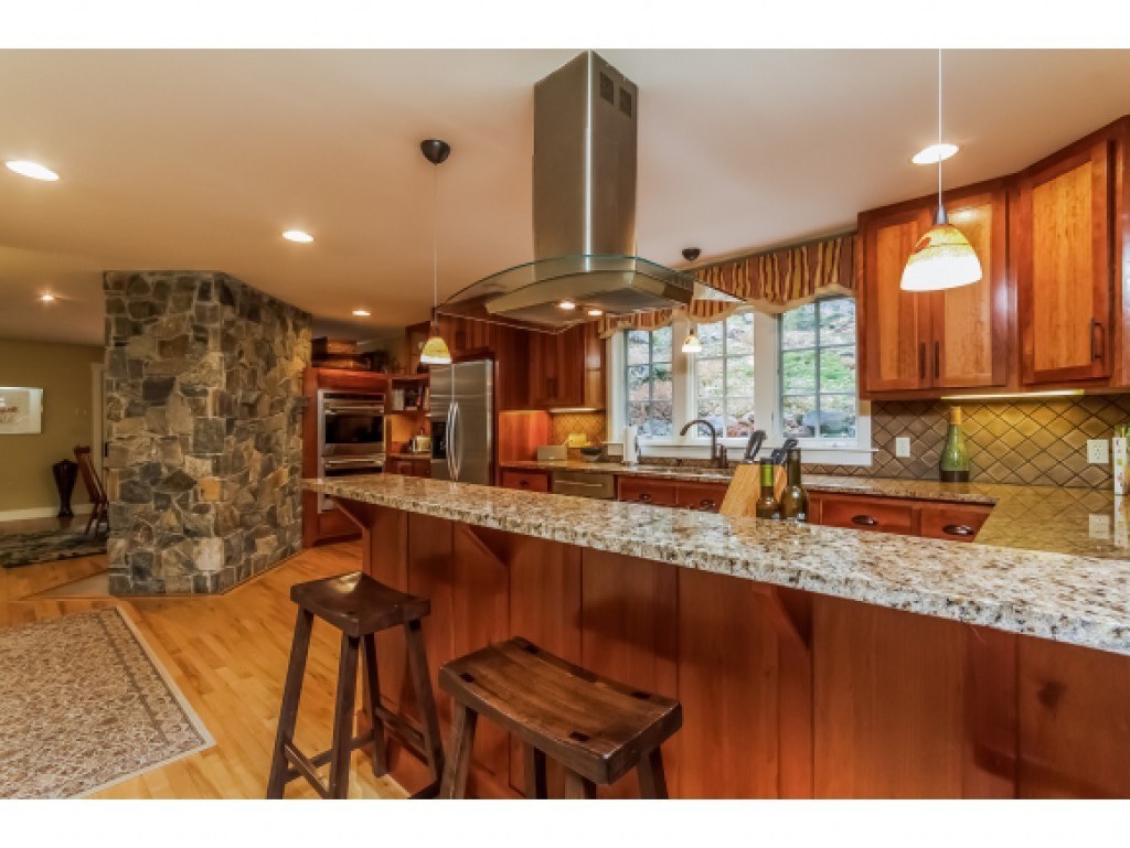 316 Patch Road Henniker, NH 03242 - Photo 4 of 24 Gallery Image 4