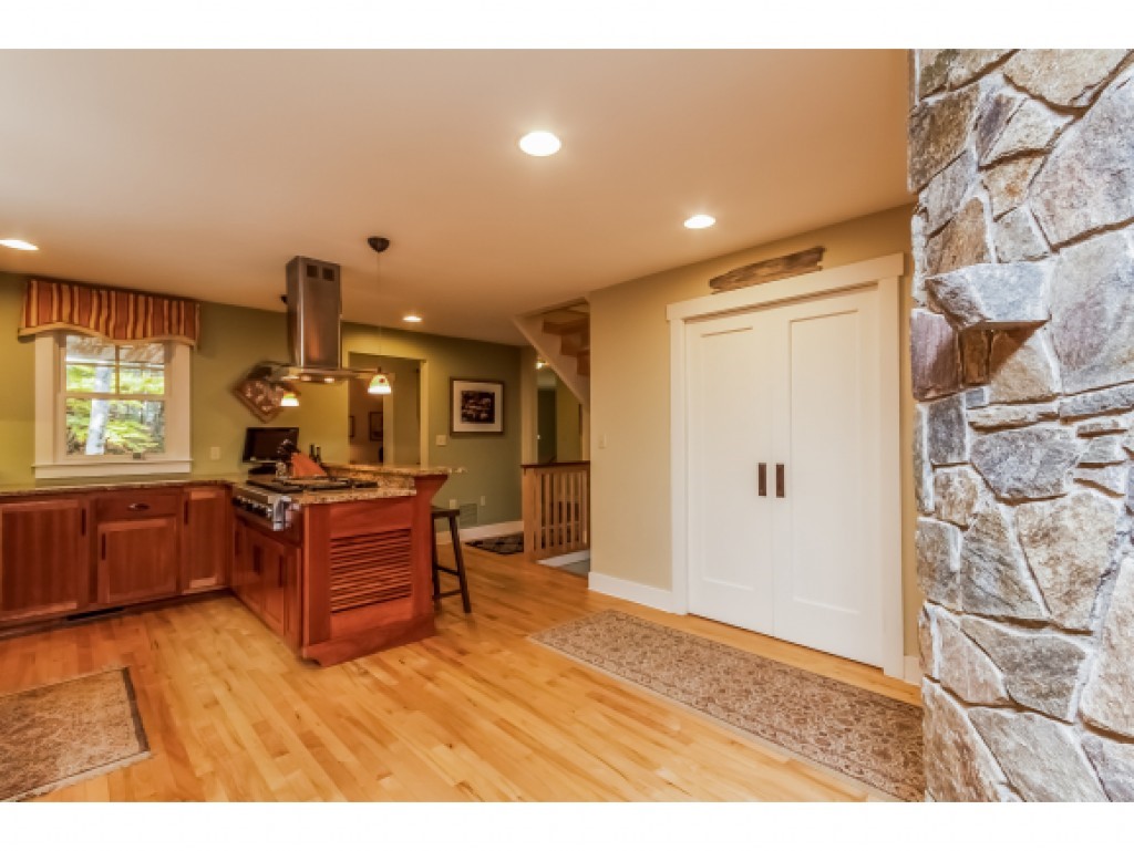 316 Patch Road Henniker, NH 03242 - Photo 6 of 24 Gallery Image 6