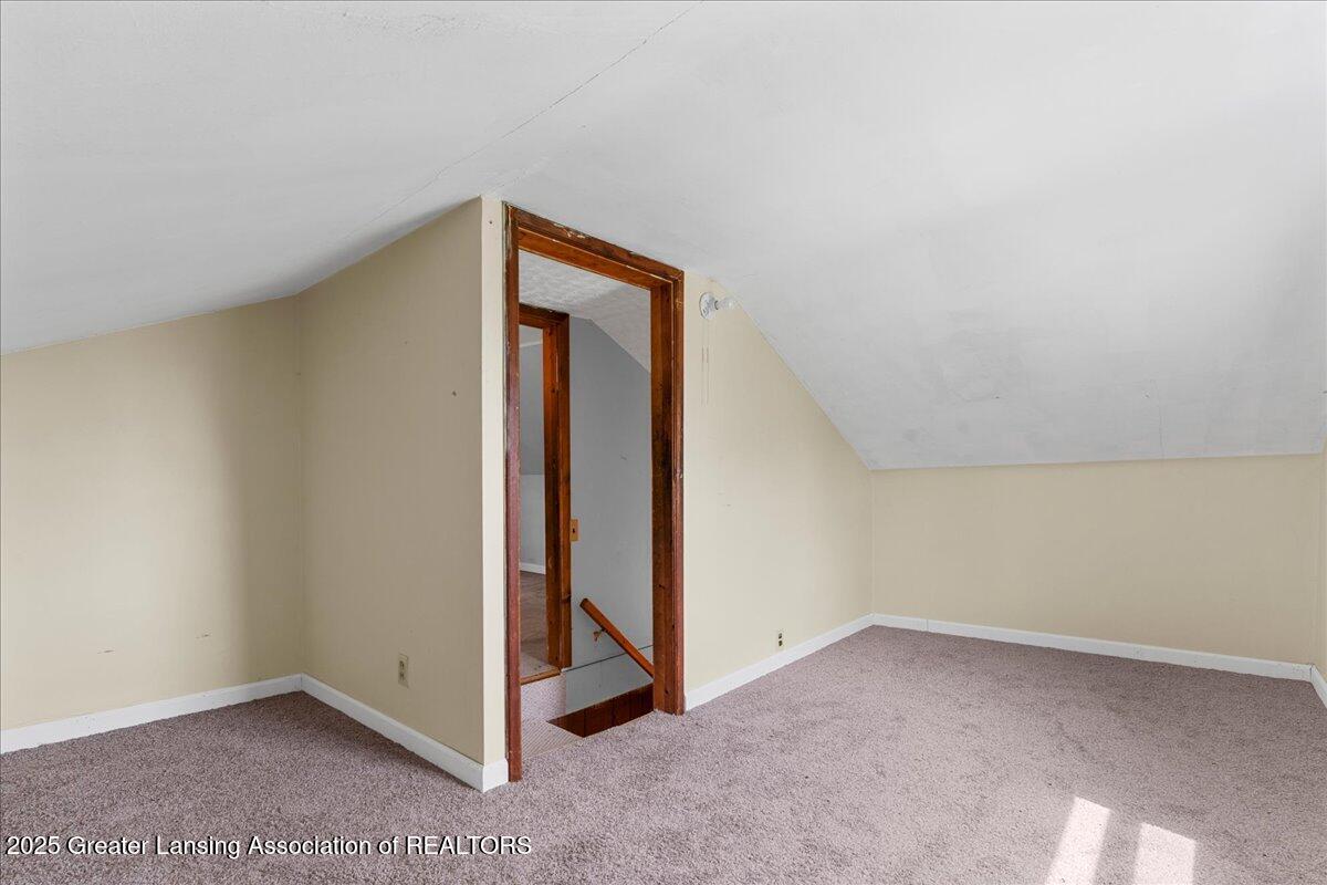 5178 Bell Oak Road East Webberville, MI 48892 - Photo 19 of 30 24-Media Jett - 19