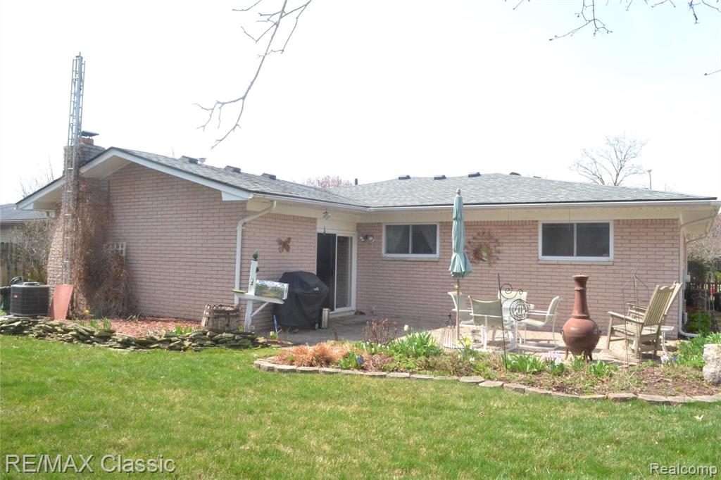 5708 Wedgewood Road Canton, MI 48187 - Photo 2 of 35