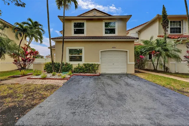 $550,000 | 18060 Southwest 11th Court, Pembroke Pines, FL 33029
